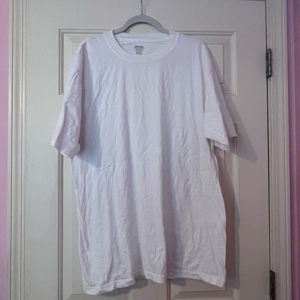 Men’s Kirkland Signature White Short Sleeve Tee